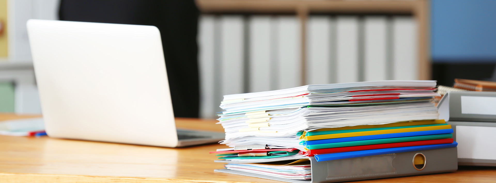 Aplicațiile inteligente care gestionează mii de documente în companii