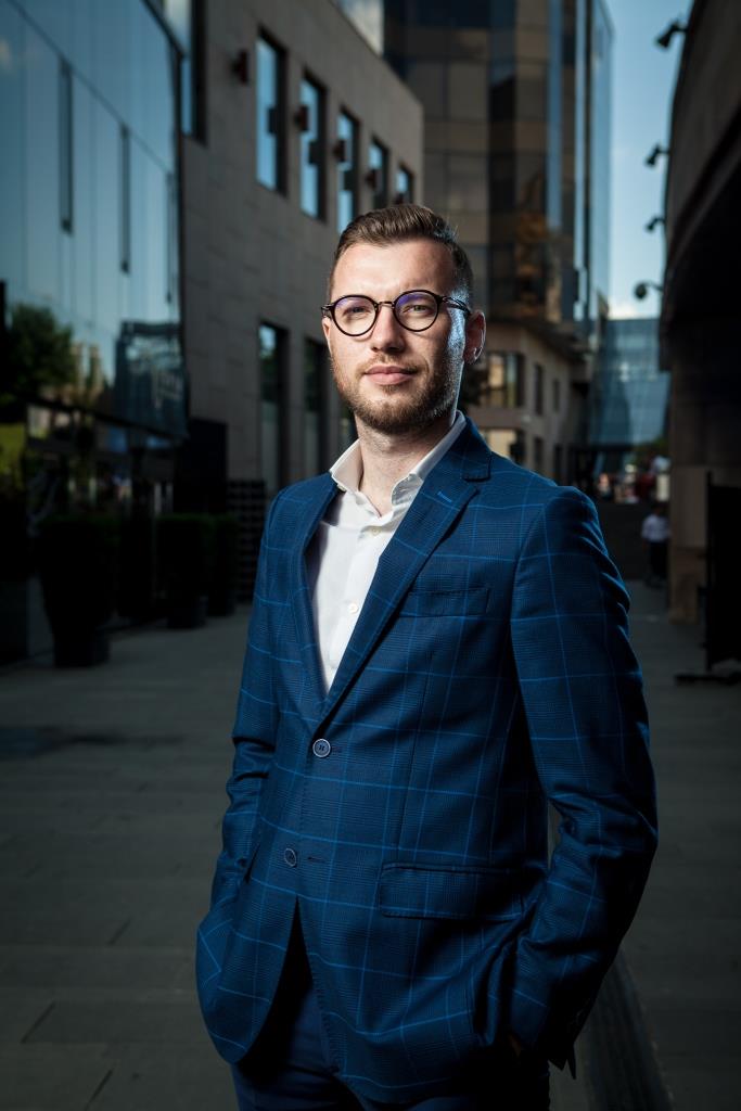 Adservio anunță o creștere de 71% a unităților de învățământ înscrise în platforma de management educațional