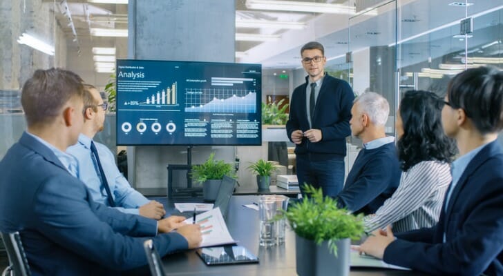 OTTO BROKER lansează un calculator online pentru simularea în timp real a costurilor pentru asigurarea riscului de credit comercial