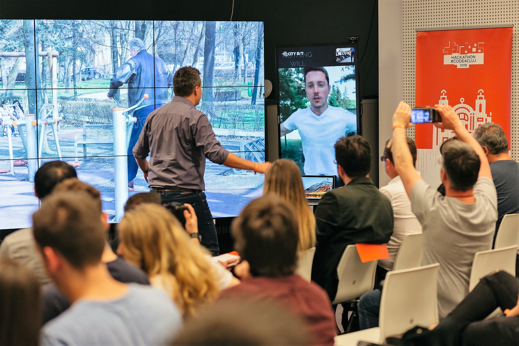 9 SOLUȚII PENTRU UN ORAȘ INTELIGENT DEZVOLTATE ÎN CADRUL HACKATHONULUI CODE4CLUJ 2018 