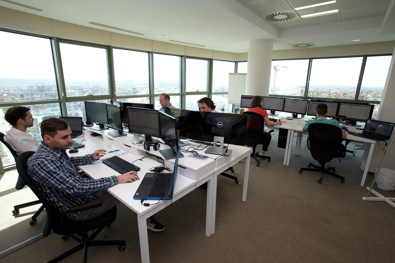 Peste 100 de programatori așteptați în cadrul Softelligence Engineering până la finalul anului 2018