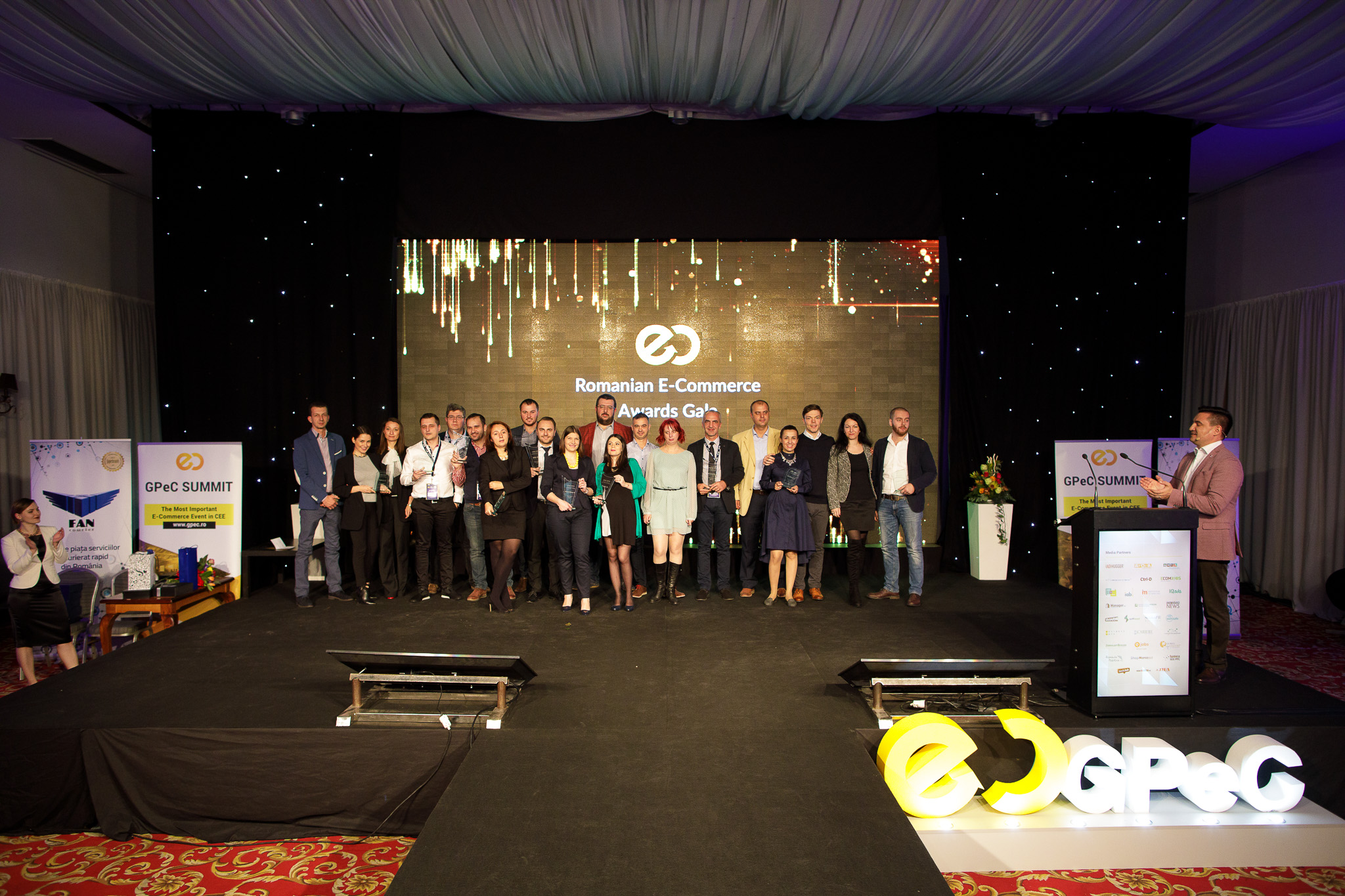 Gala Premiilor eCommerce, a 11-a ediție anuală, a desemnat Câștigătorii Anului 2016 în Comerțul Electronic Românesc!