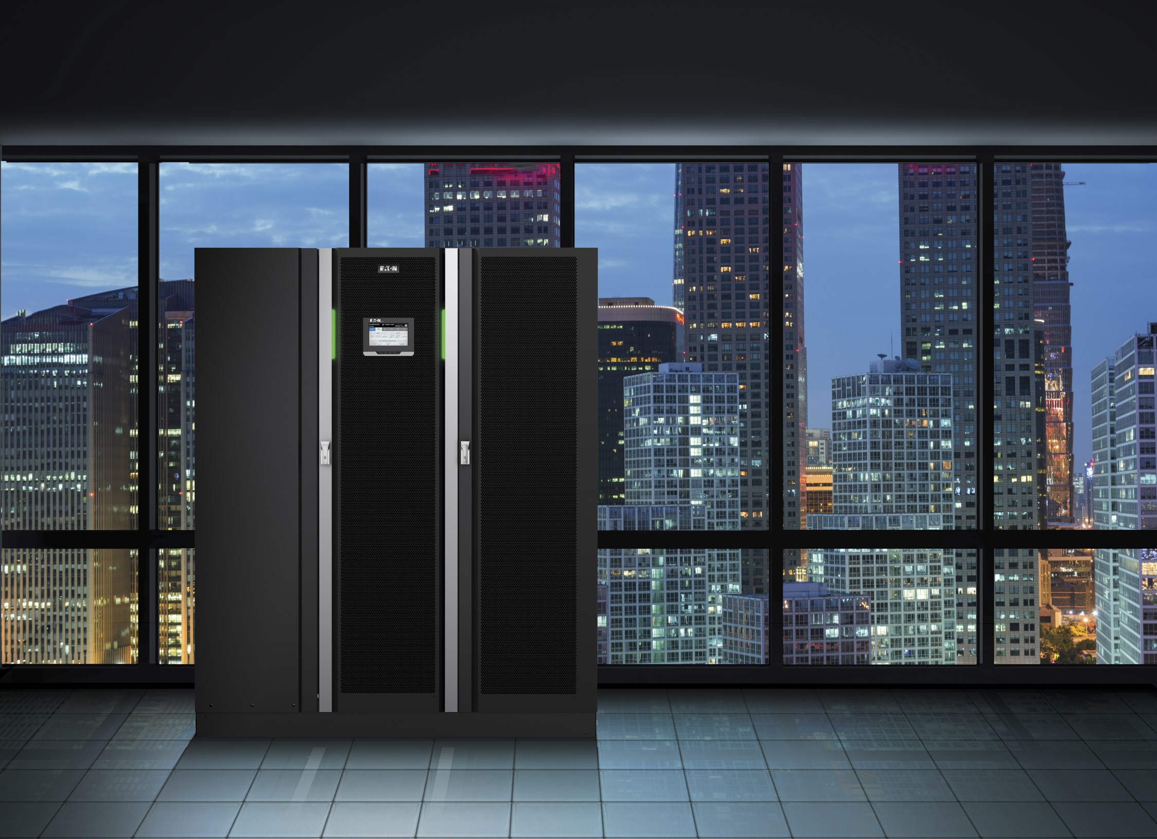 Eaton extinde gama de putere a UPS-urilor lidere de piață 93PM