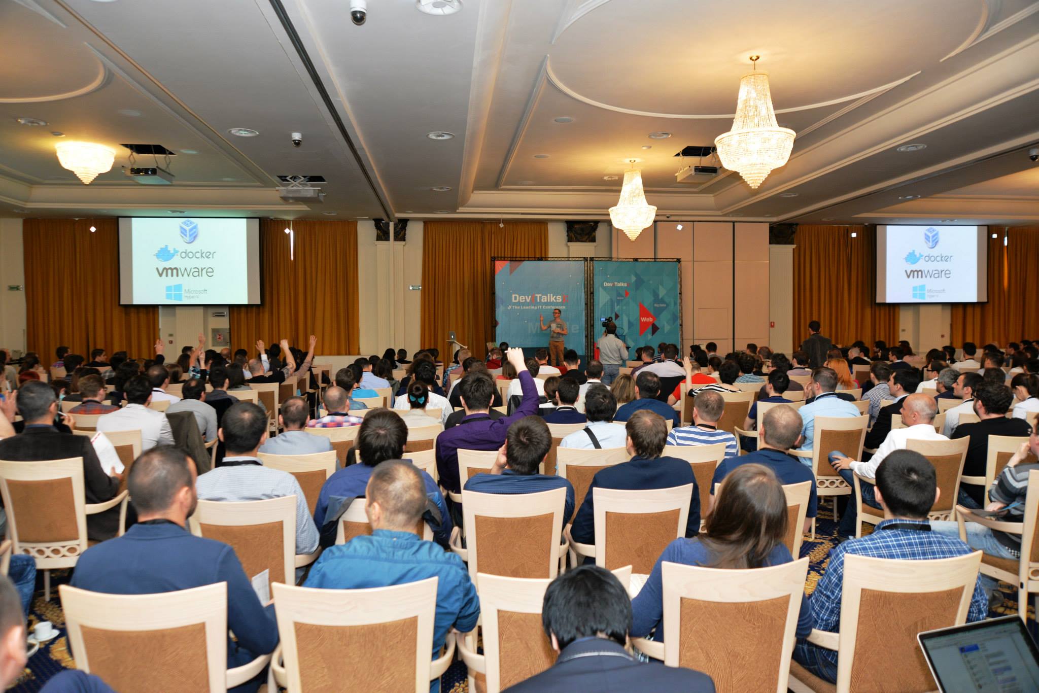 DevTalks Cluj-Napoca susține start-up-urile din România