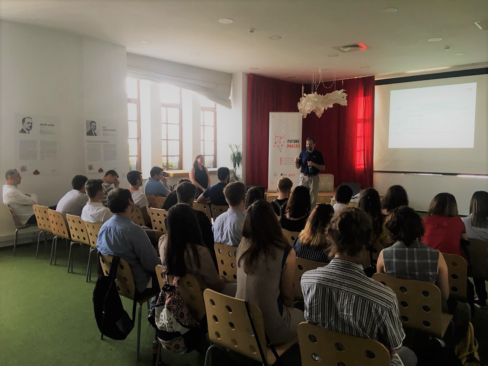 50 de idei care vor schimba viitorul României