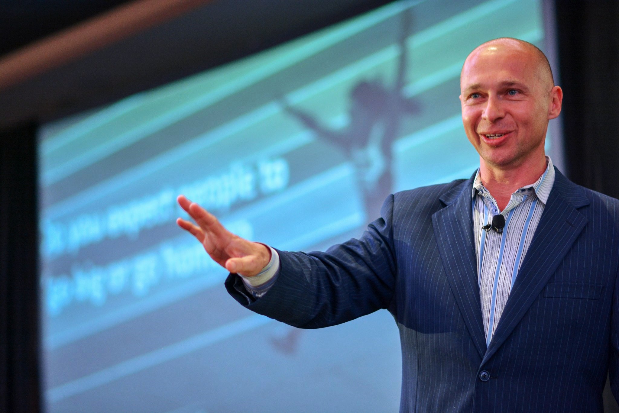 TeCOMM îl aduce în România pe Tim Ash: “Marketerii online nu obțin rezultatele maxime din campanii pentru că se concentrează doar pe tehnologie” 