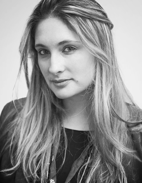 Surpriza zilei vine de la GpeC Summit – Talia Wolf vine pentru prima dată în România