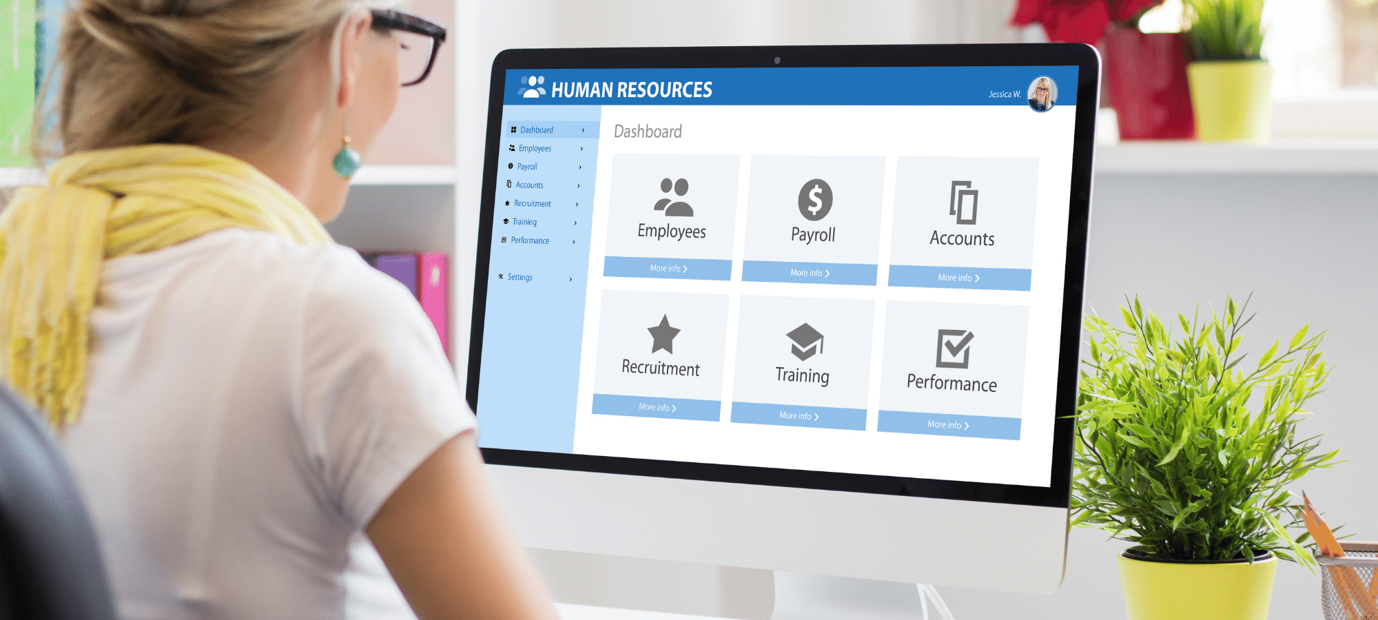 Cât costă o aplicație software pentru resurse umane și de ce este utilă?