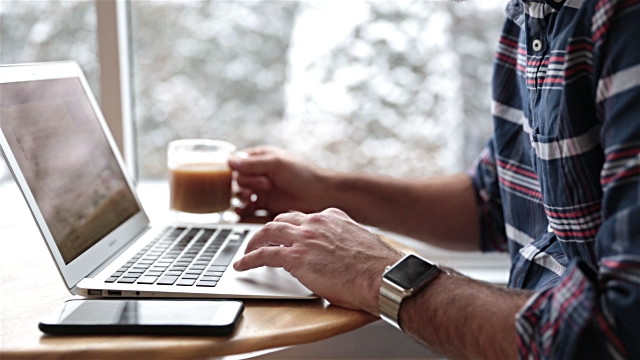 Restaurant sau cafenea? Adaugă în meniul tau și o aplicație software!