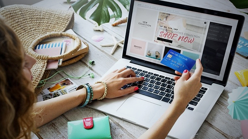 Creșteri de 60% în comerțul online după ieșirea din starea de urgență