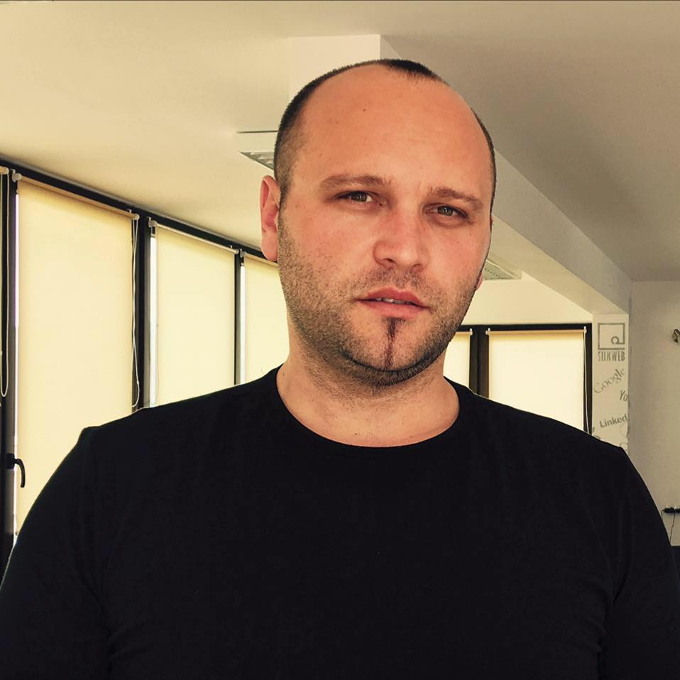 TeCOMM 2016: Shopping-ul este o activitate de relaxare Statistici și tendințe privind utilizarea aplicațiilor mobile