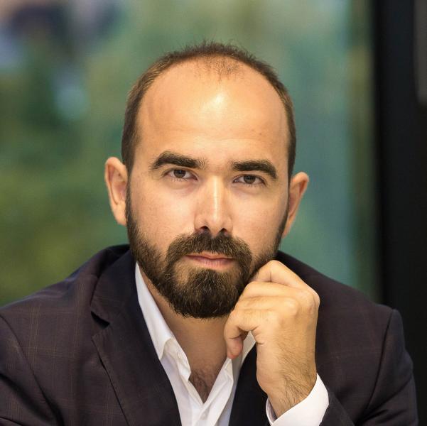 38% dintre produsele vândute offline sunt mai scumpe decât online