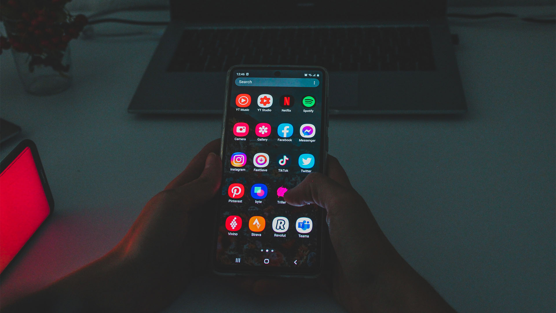 Cum a impactat pandemia utilizarea aplicațiilor mobile?