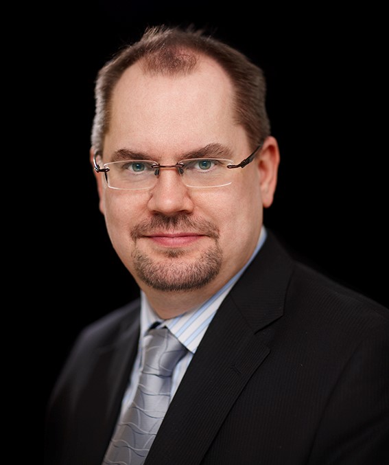 Inovație în domeniul UPS: protejarea sarcinilor critice și a rețelei naționale