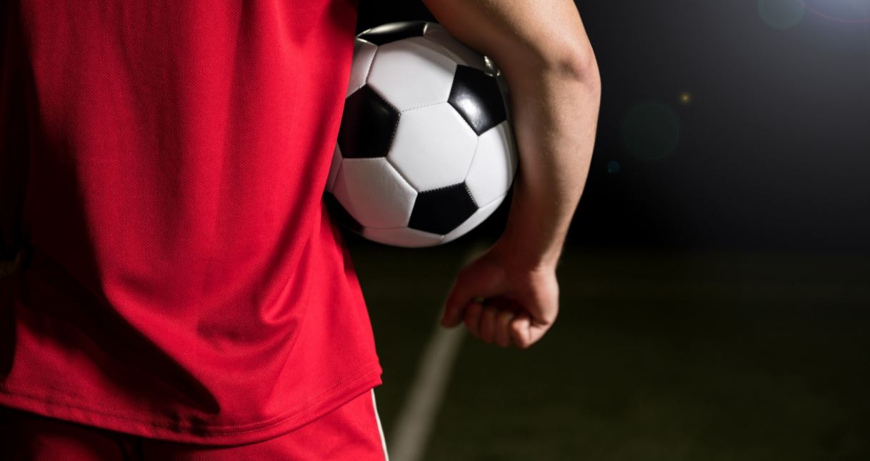 De la tehnologie la fotbal - Cum vor reuși datele să aducă fanii înapoi pe stadioane?