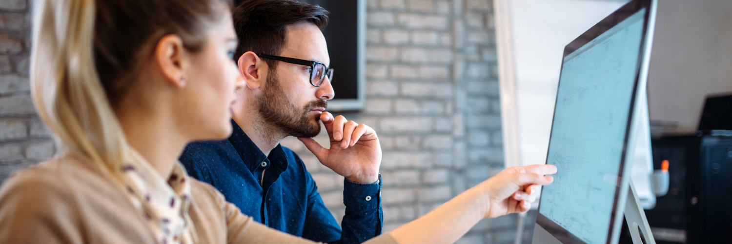 Trendurile aplicațiilor software de tip SaaS: personalizarea în funcție de industrie este principala cerință a companiilor